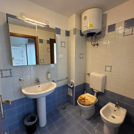 Bristol * Μπιμπιόνε