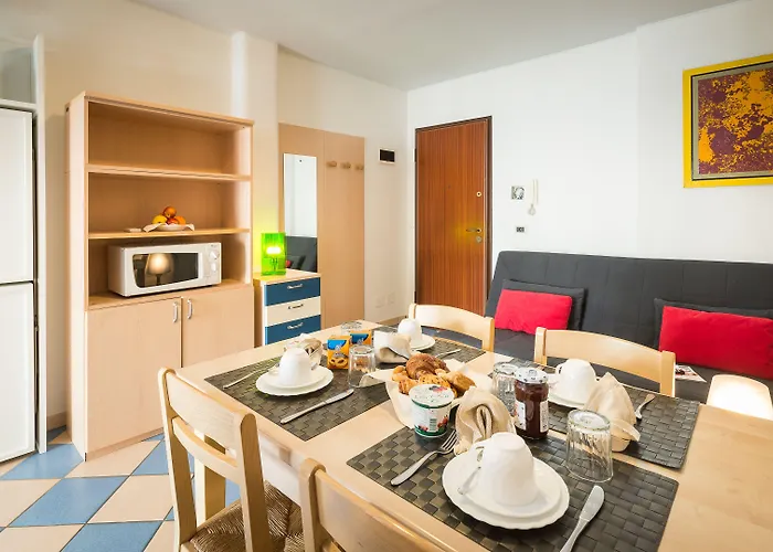 Bristol * Бібіоне